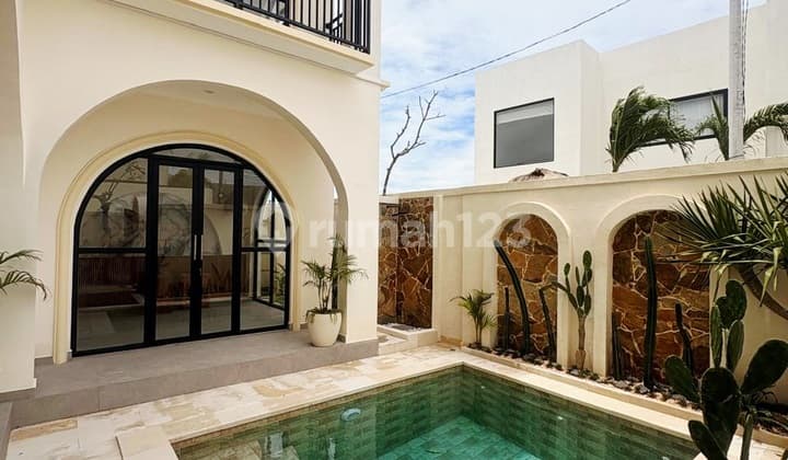 Villa Modern Mediteranean Style di Buduk , Kedungu Dekat Canggu..15 Menit ke Pantai Kedungu ,20 Menit ke Nuanu City dan Pantai Nyanyi serta 25 Menit ke Pantai Pererenan