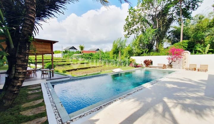 Leasehold 28 Years ... Luxury Minimali Villa With Rice Field Paddy View At Cepaka Near Canggu ...20 Minutes To Pererenan Beach And Green School, 25 Minutes To Luna Beach Club And Pro Education Global School Nuanu