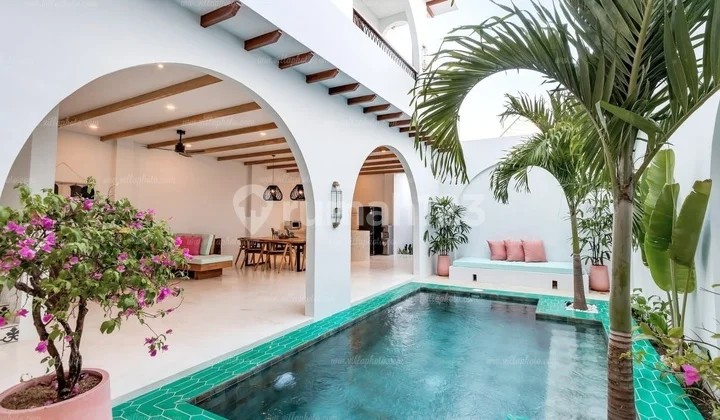 Mediterranean-inspired Luxury Villa This Brand-new Villas Is Located In The Quiet Of Tiying Tutul , Pererenan Canggu..this Is An Exclusive Location For The Villaonly 10 Minutes Drive To Pererenan Beach.