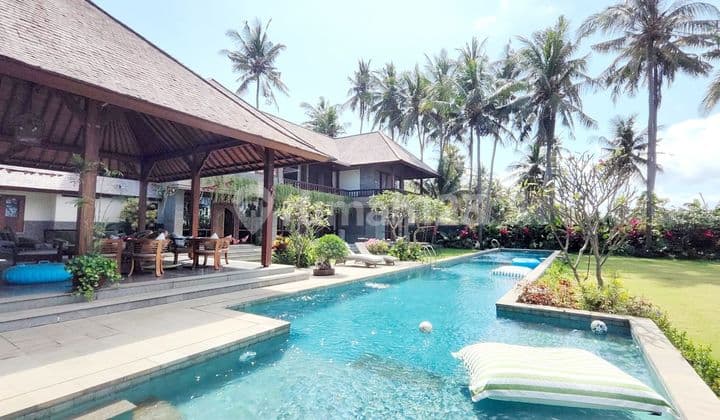 Fantastic Home Villa with Ocean Voew at Saba Beach, Gianyar...20 minutes to Sanur Habour