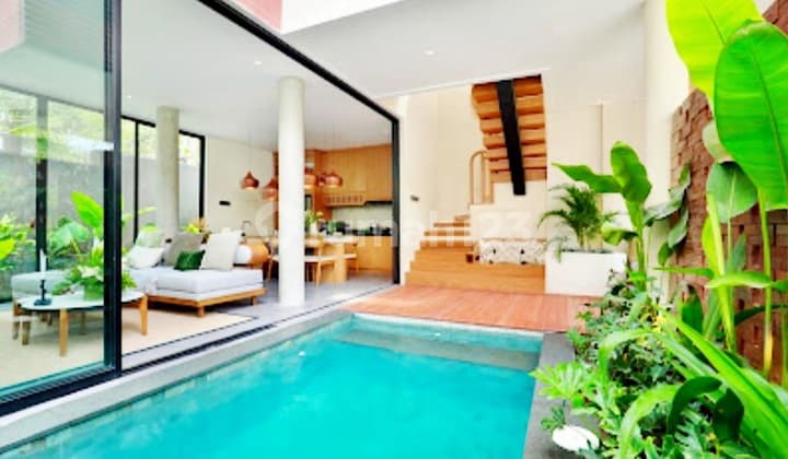 Villa Tropical Modern Minimalis Style Dalam Lingkungan Cluster Onegates System di Kedewatan , Ubud ..400 Meter ke Pepito Supermarket ,3 Menit ke Nasi Ayam Kedewatan dan 15 Menit ke Pison Unud