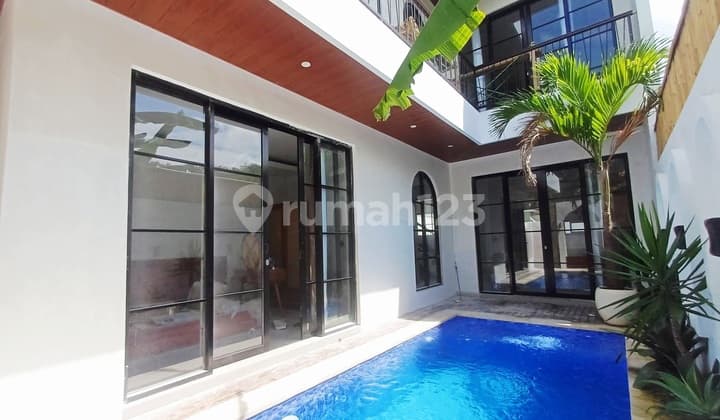 Villa Baru Modern Minimalis Style di Padonan Canggu ..15 Menit ke Berawa Canggu Area