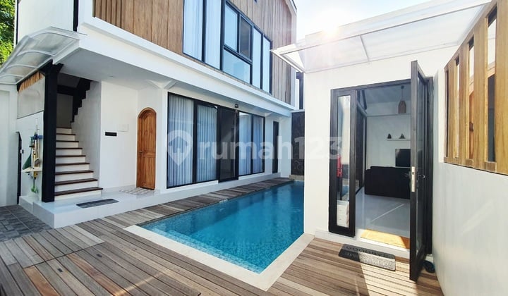 Villa Cantik Cluster Onegate Sytem Di Dalam Lingkungan Nuanu City , Nyanyi...jalan Kaki Ke Luna Beach Club