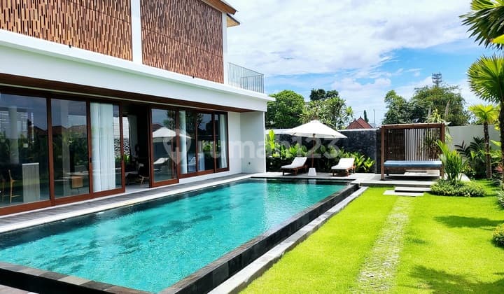 Brand New Villa At Pererenan , Canggu ...this Villa Is One Of Perfect Choice For Anyone Looking Property In Good Neighbourhood And Close To The Amenities While Being Minutes Drive To The Beach.