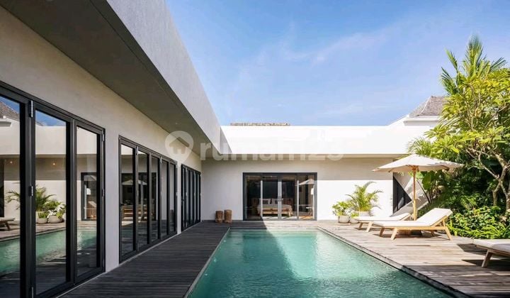 Villa Bergaya Modern Mewah Baru Renovasi di Umalas...Dekat dengan Sekolah Internasional dan Area Canggu