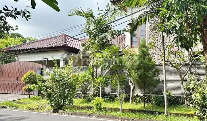 Rumah dengan Kolam Renang di Kawasan Elite Cluster Taman Mumbul di Nusa Dua ...Dekat Akses Pintu Toll , Pantai dan Hotel2 Berbintang