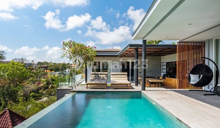 Luxury Villa With Jungle View At Pecatu , Jimbaran.. 15 Minutes To Bingin Beach , Padang2 Beach , Melasti Beach And Dreamland Beach