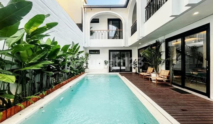 Modern Style Villa di Area Puri Gading , Ungasan Jimbaran ..500 Meter ke Sekolah Internasional Taman Rama