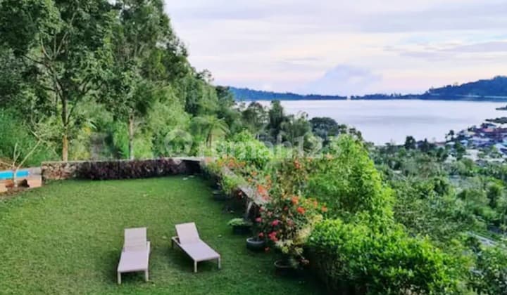 Villa Cantik Dan Langka Dengan View Danau Beratan Di Bedugul , Tabanan Bali ...dengan Fasilitas Lengkap Seperti Jacuzzi Air Panas Dengan View Danau , Sauna Dan Bioskop Mini ..hanya 4 Menit Ke Bali Handara Golf