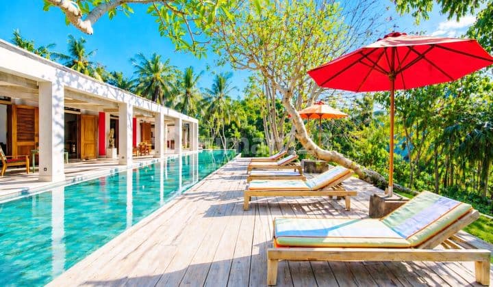 Luxury Tropical Style Villa With Jungle View At Nyambu, Kaba Kaba Tabanan. 8 Minutes to Ulaman Resort, 20 Minutes to Nyanyi Beach and Luna Beach Club.