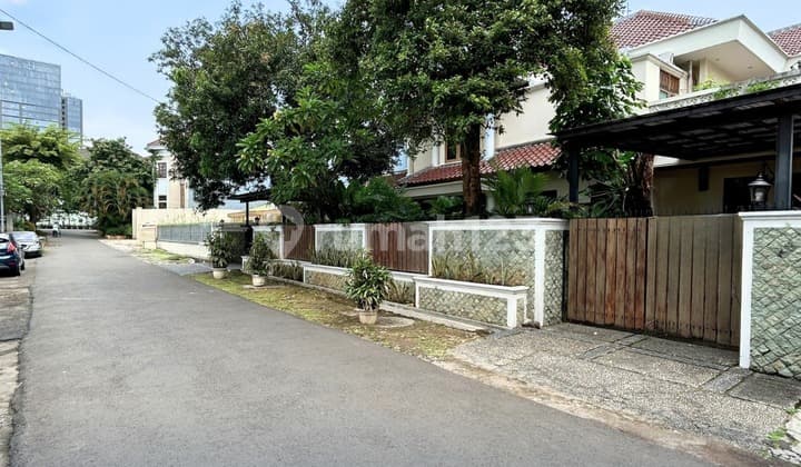 Dijual Rumah Mewah, Akses Jalan Luas Pancoran, Jakarta Selatan