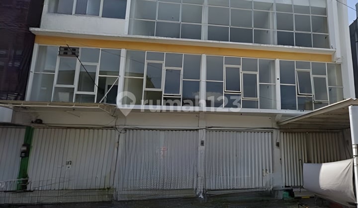 Dijual / Sewa 3 Ruko Jalan Embong Kemiri Surabaya (Samping Jalan Embong Cerme)