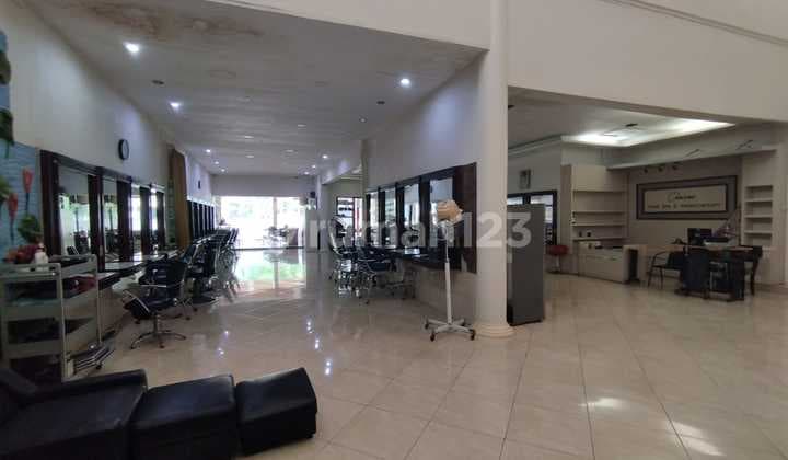 Dijual - Komersial Prestisius (Ex Salon) di Jantung Kota Surabaya Jl. Walikota Mustajab