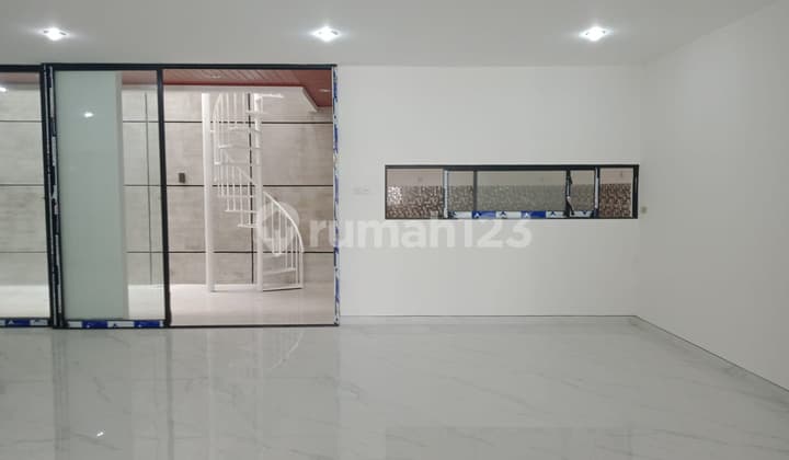 Rumah Muara Karang 200 Full Renovasi, Rapi Siap Huni