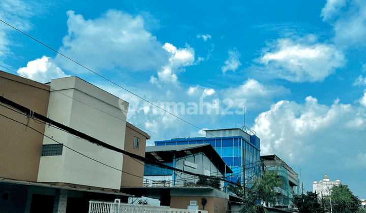Gudang dan Kantor Sunter Luas 1900An M2 Bagus Siap Pakai