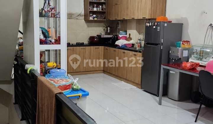 Ruko Pluit Karang Manis Letak Strategis