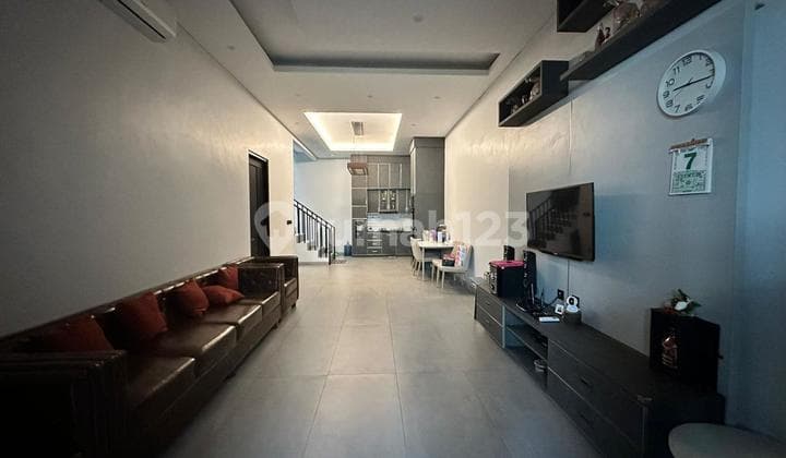 For Sale Taman Kencan House West Jakarta