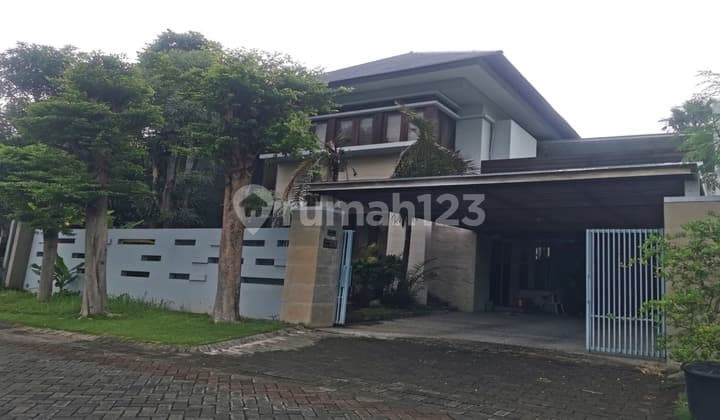 Rumah Murah Dengan Kolam Renang Di Pakuwon City Selangkah Ke Mall