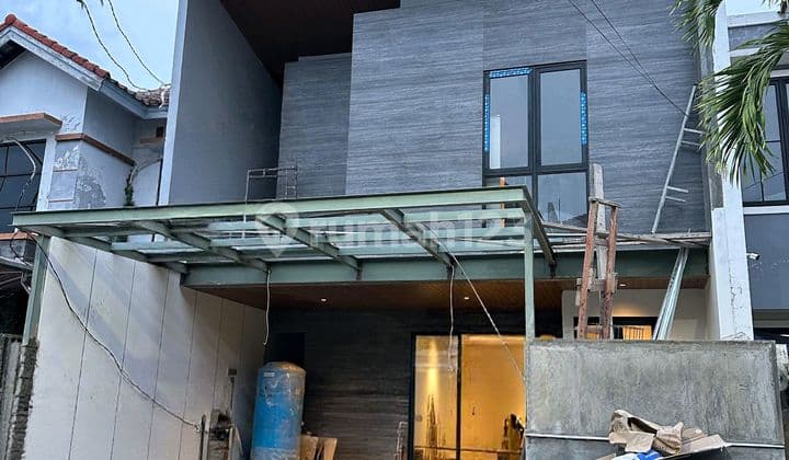 Rumah Gress Selangkah Ke Mall Dan Komersil Area Surabaya Timur