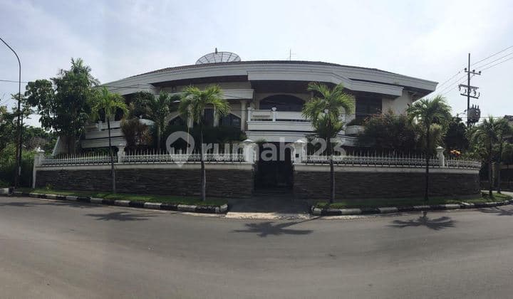 Rumah Mewah Selangkah Ke Tengah Kota Surabaya Di Kertajaya Indah