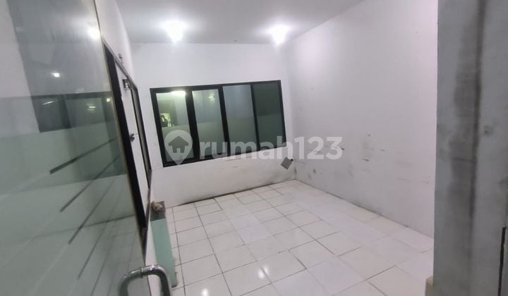 Disewa Gudang Siap Pakai Miami, Kapuk Kamal, Cengkareng, Jakarta Barat Akses Container 40Ft