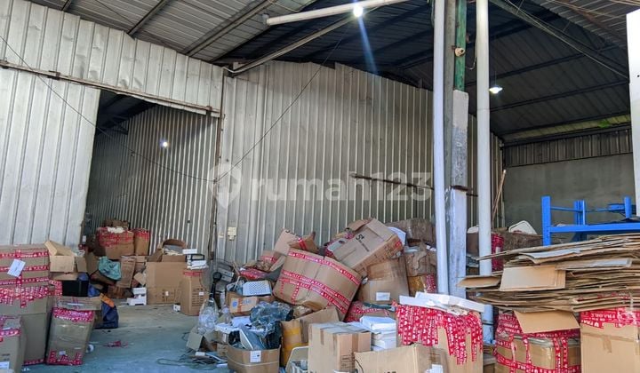 Dijual gudang murah hitung tanah saja !!! Di Kavling DPR Blok D, Cipondoh, Tangerang