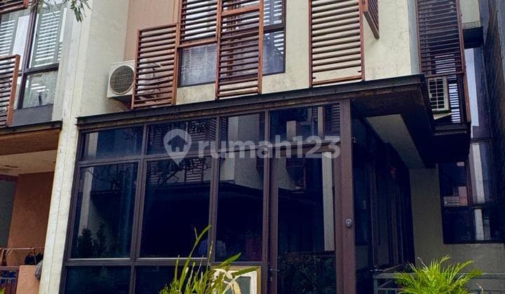 Dijual Cepat Rumah 3 Lantai Greenwich Park Cluster Welford BSD City, Aman & Nyaman