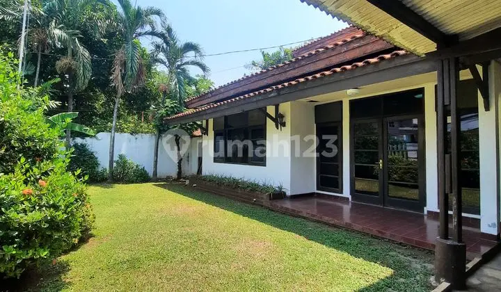 Rumah Hitung Tanah Cipete Selatan Negotiable