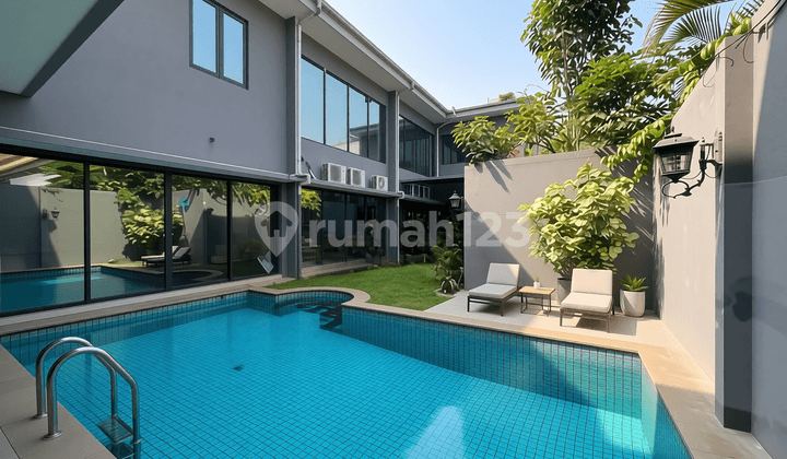 Best Deal! Ready-to-Occupy House in Pejaten at an Attractive Price