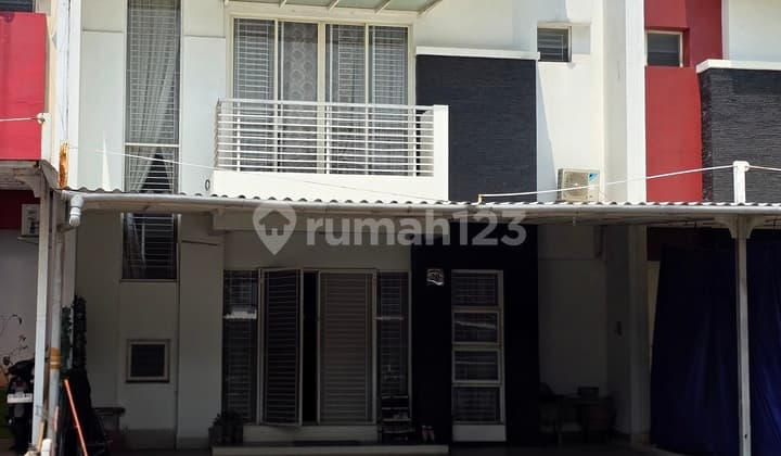 Rumah 5 Kamar Tidur Strategis Dekat Sekolah Internasional