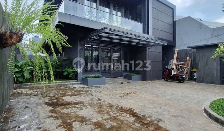 Rumah baru siap huni dgn pool pribadi di pondok kelapa jakarta timur