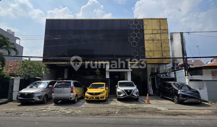 For sale: small residential building on Tebet Raya, South Jakarta