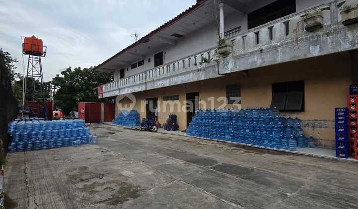 Houses and Business Places in Duren Sawit, East Jakarta