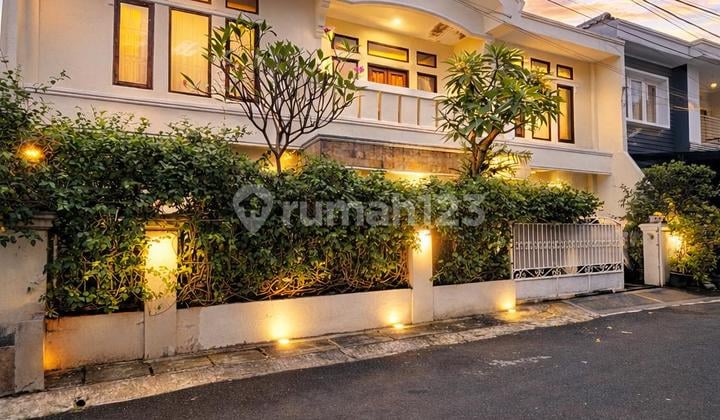 Rumah Siap Huni Akses Jalan Lebar di Cempaka Putih Jakarta Pusat