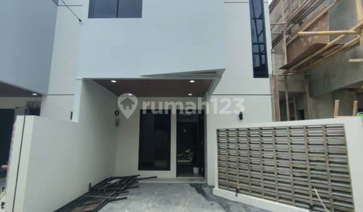 Rumah baru di cluster strategis di condet Jakarta Timur