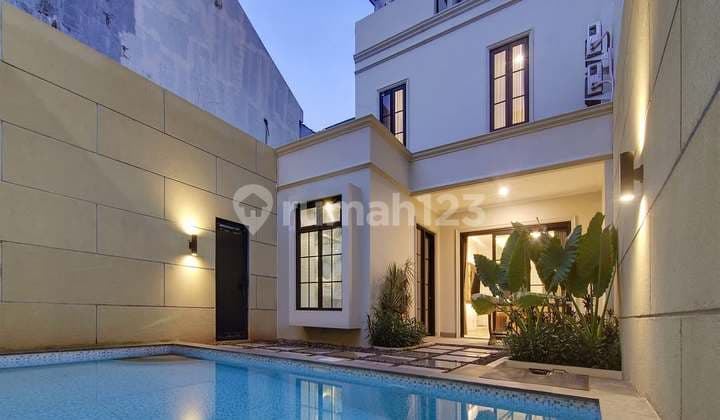 Rumah baru siap huni full furnished dgn pool di cempaka putih jakarta pusat