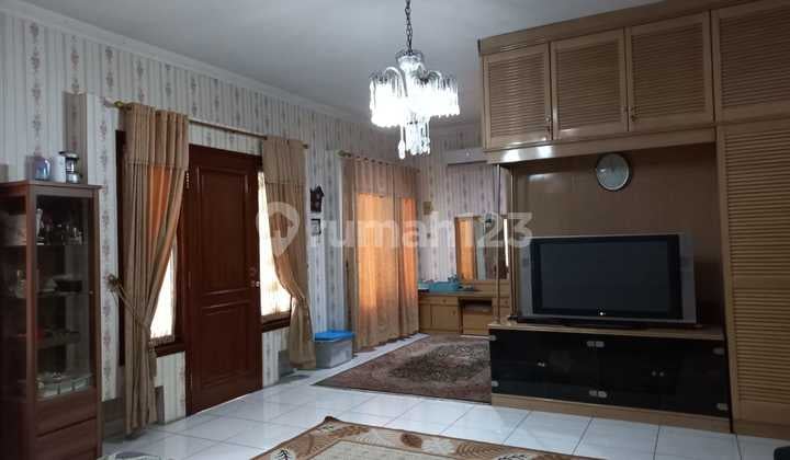 Rumah Hommy 2lt Furnished Murah BU di Bintaro Raya, Jakarta Selatan