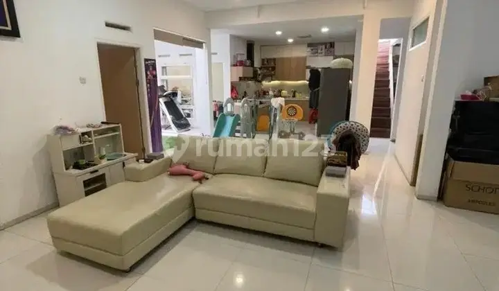 Rumah Cihampelas Dekat Pajajaran, Cicendo Bandung