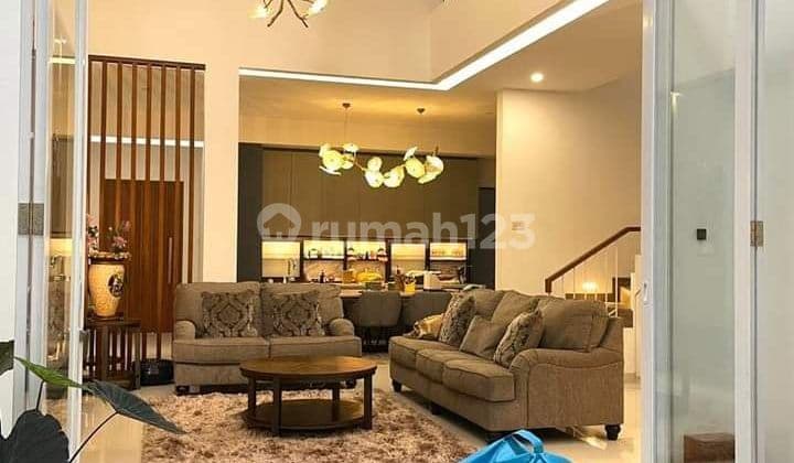 Rumah bagus mewah Sangkuriang sayap dago bandung