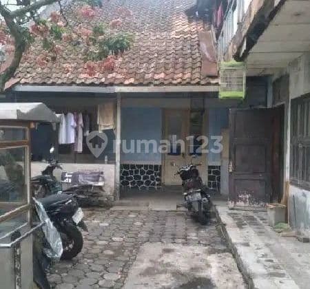 2 Rumah lama hitung tanah sayap pandu pajajaran dekat Pasirkaliki Bandung