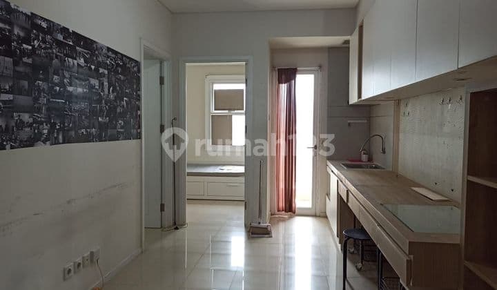 2 BR 41 m2 Lt 6 Apartemen Parahyangan Residence Ciumbuleuit