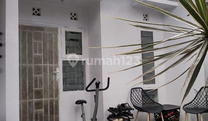 Nego abis !!! Rumah sariwangi dekat sarijadi, gegerkalong, cihanjuang bandung