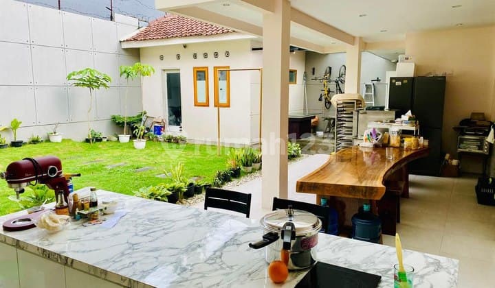 Rumah Luas Sariwangi Dekat Gegerkalong, Ciwaruga Bandung
