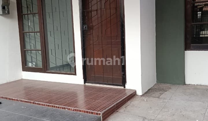 Rumah Bagus Di Taman Kopo Indah 2 Dekat Borma