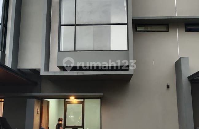 Rumah Kopo Harmonis Dekat Taman Kopo Indah Bandung