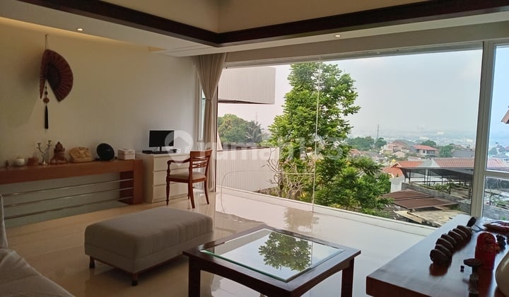 4-Story Mountain View House @ligar Sayap Dago, Bandung