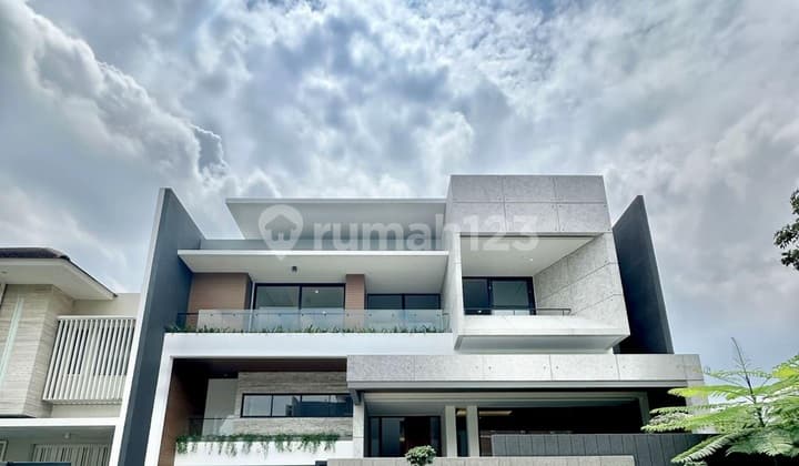New Luxury High Spec Ready-to-Occupy House in Pakuwon Indah Near Pakuwon Mall