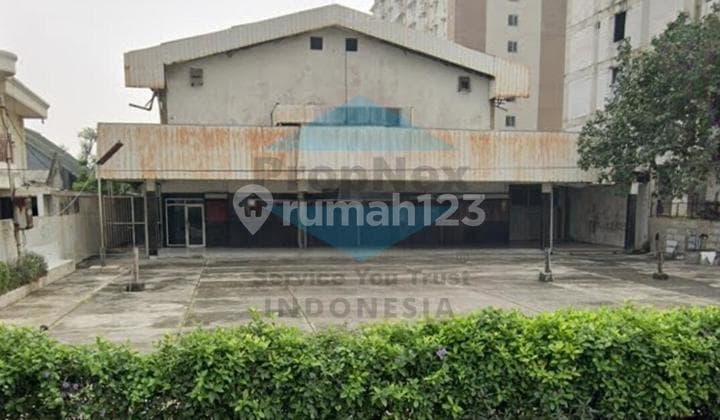 DIJUAL GEDUNG FUTSAL ABDUL KARIM