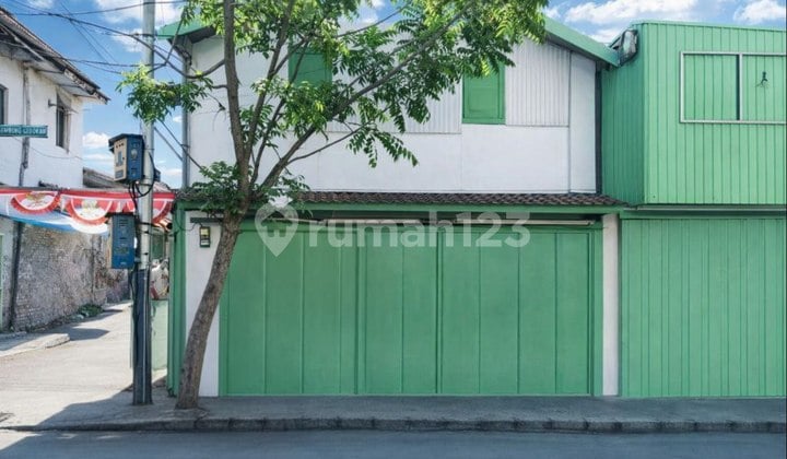 Strategic Kapasari Shop House