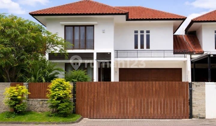 Rumah Graha Family Strategis Siap Huni